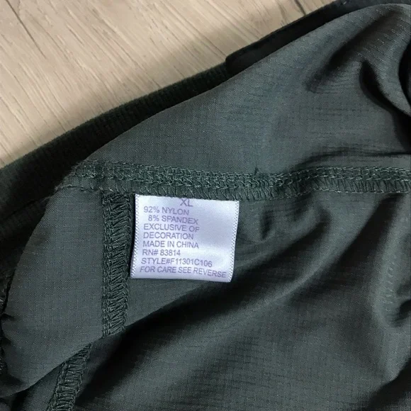 Te Verde Womens Green Stretch Cargo Pants Convertible Length Outdoorsy Sz XL NWT - Picture 14 of 16